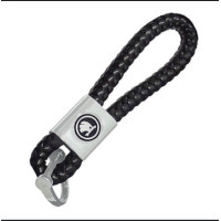 Брелок для ключів Skoda (металевий зі шкіряною косичкою) – автомобільний сувенірний подарунок